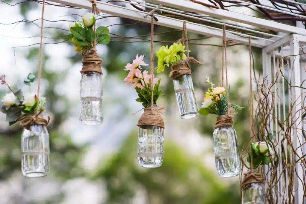 Foto Borcane și sticle decorate cu sfoară: 8 idei creative și recomandări
